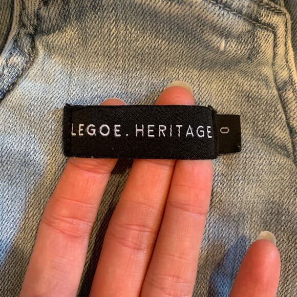 Legoe Heritage Denim Light Wash Overalls  | Size 0 / US 4 - Picture 9 of 10